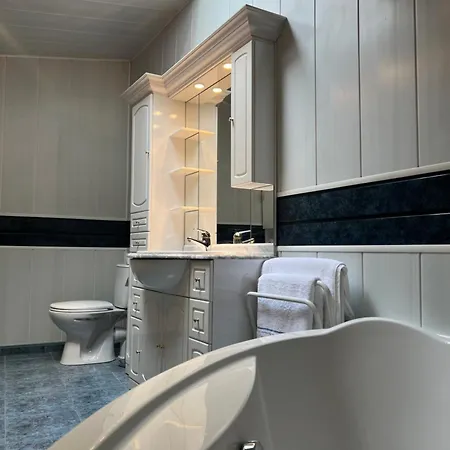 Le Nid Saumurois 2min Du Centre Parking & Wifi Gratuit Apartment Saumur